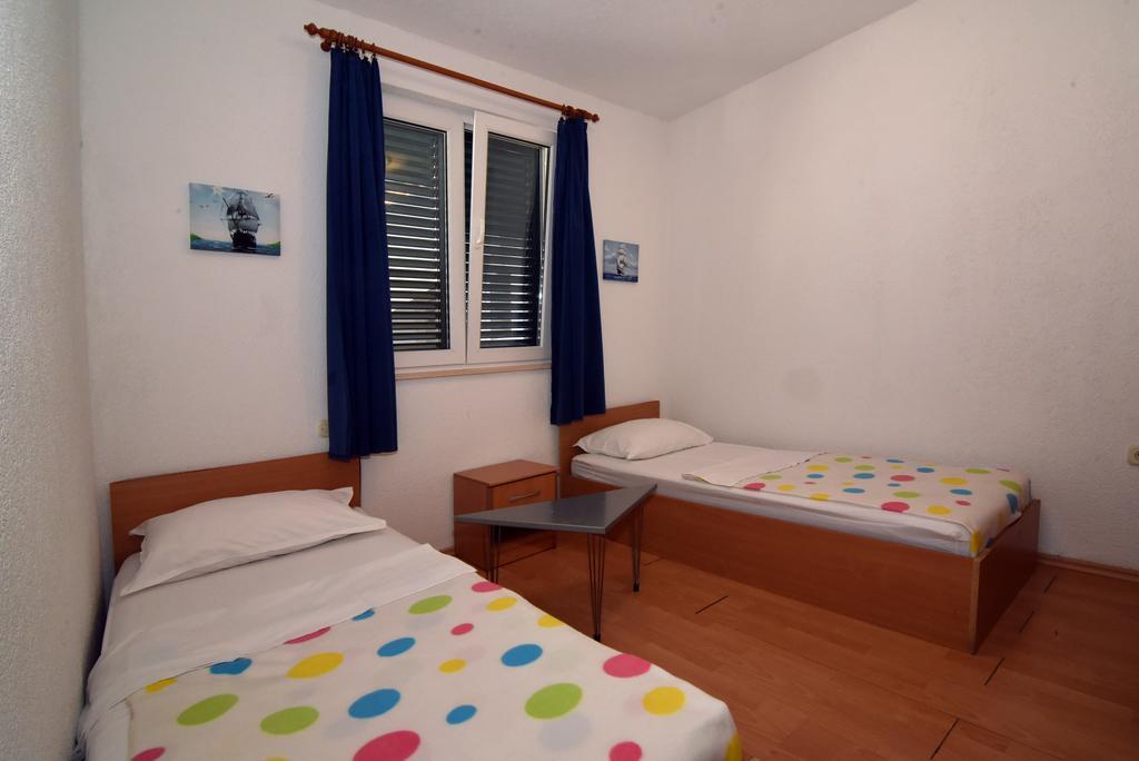 Apartments Coric Baška Voda Kültér fotó